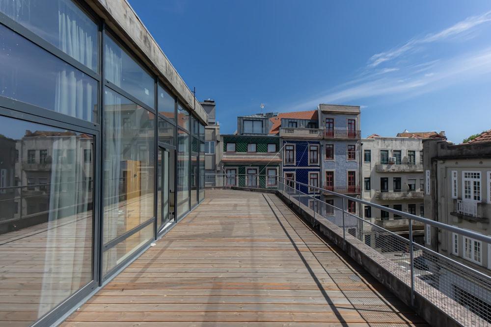 Selina Porto Hotel Exterior photo