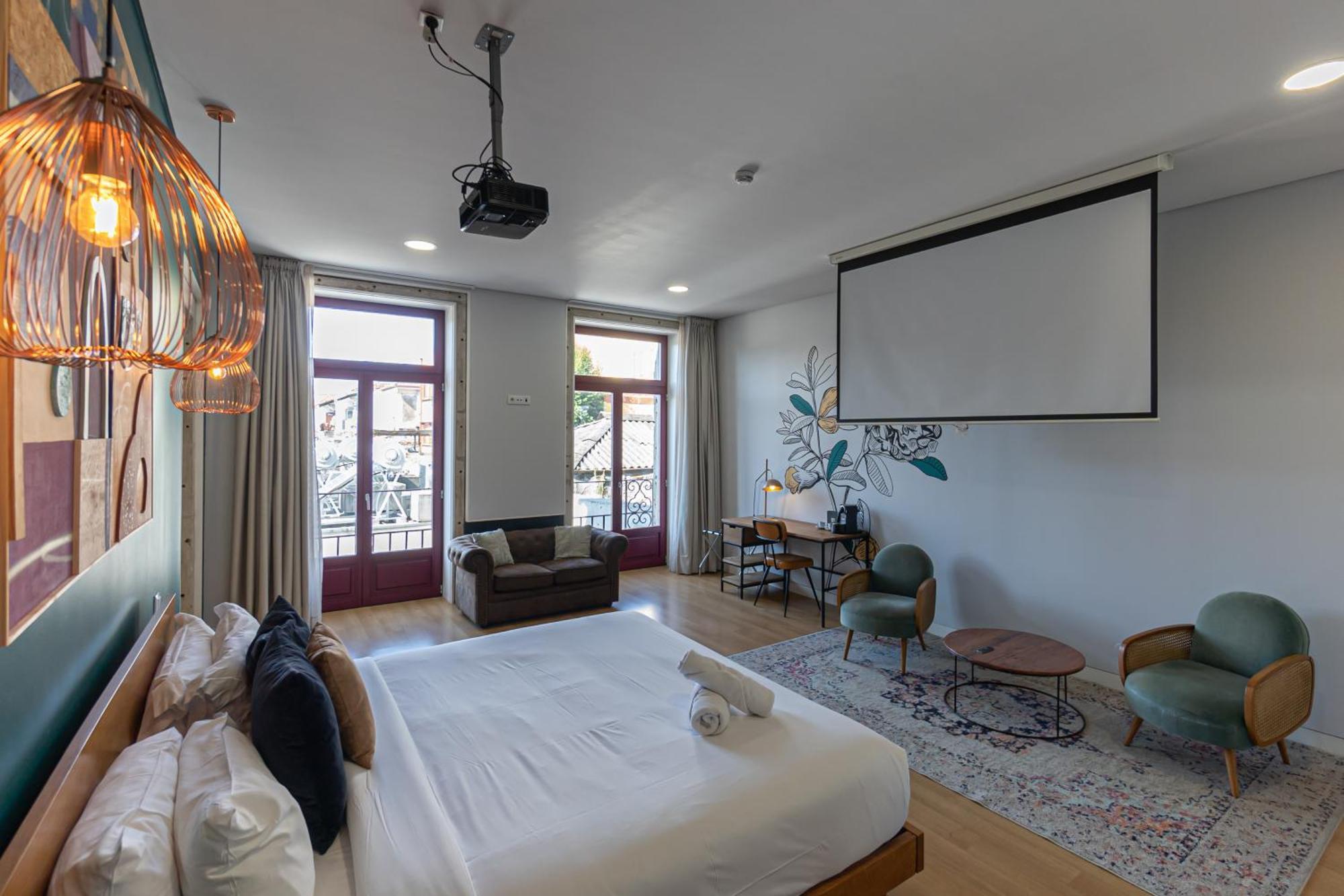 Selina Porto Hotel Exterior photo