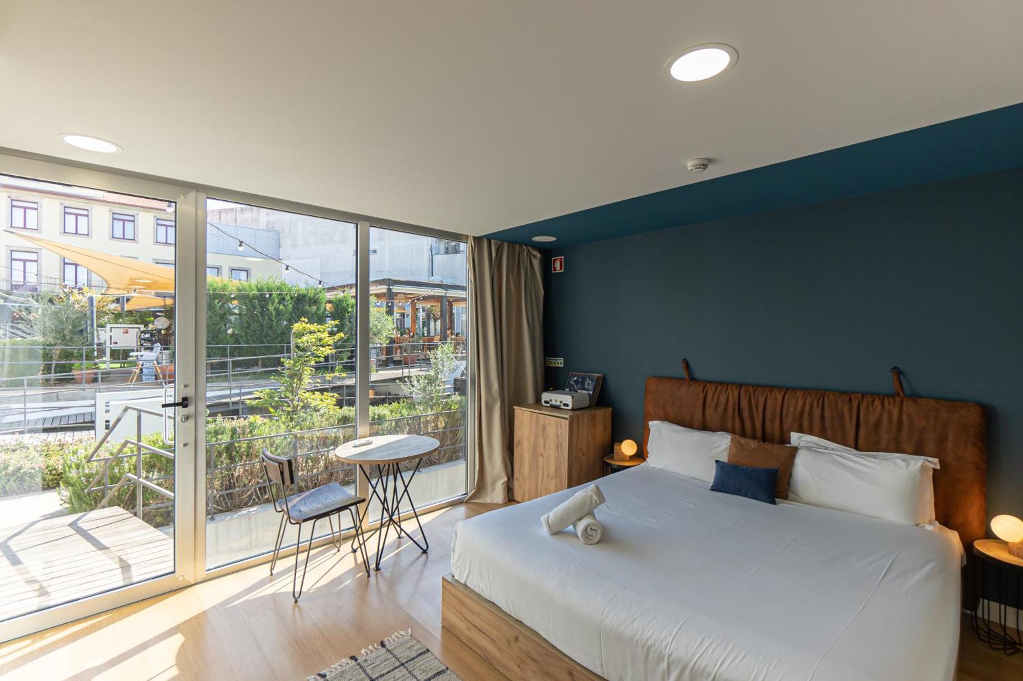 Selina Porto Hotel Room photo